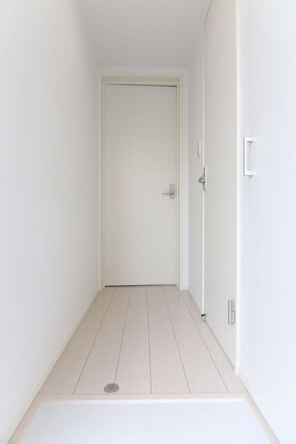 玄関　※別室の参考写真の為、現況優先です。