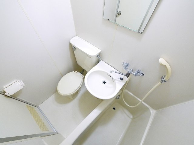 トイレ　ゆったりとした空間のトイレです