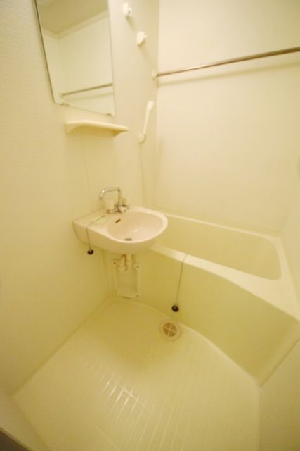 バス・シャワールーム　★お問合せはタウンハウジングまで★