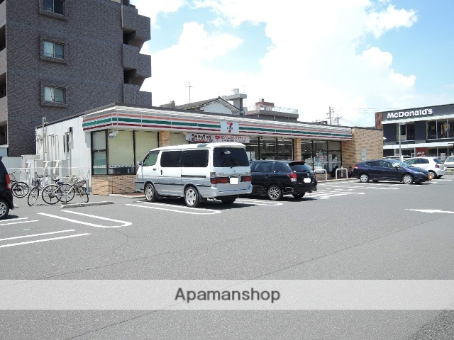 コンビニ　セブンイレブン鹿児島上荒田町店（コンビニ）まで392m
