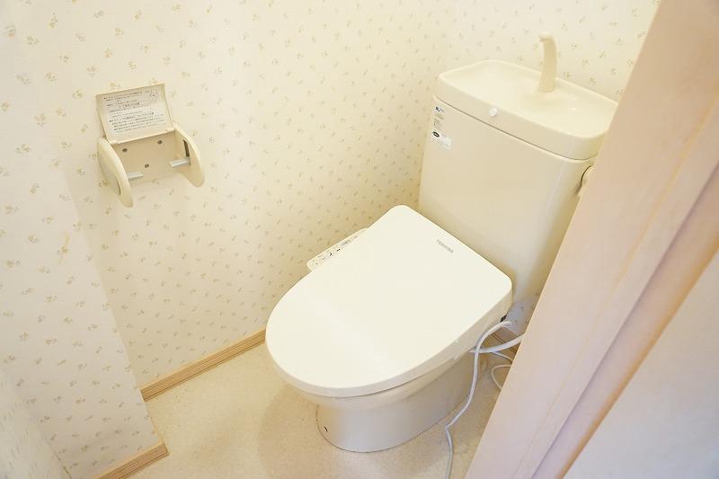 トイレ　トイレ