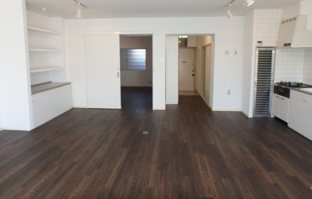 居室・リビング　居室