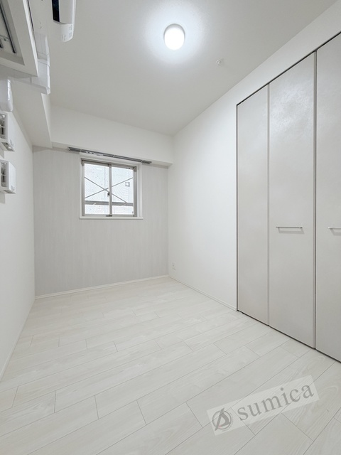 その他　階数により内装色が異なります