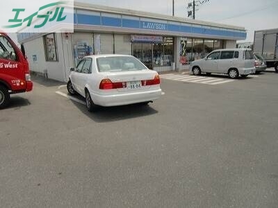 コンビニ　ローソン岡山倉富店（コンビニ）まで769m