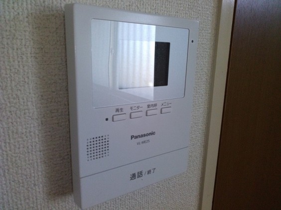 セキュリティ　参考写真　モニター付きインターホン