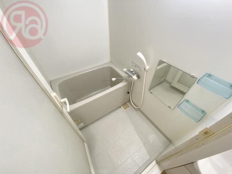 バス・シャワールーム　お風呂で日々の疲れを落としましょう