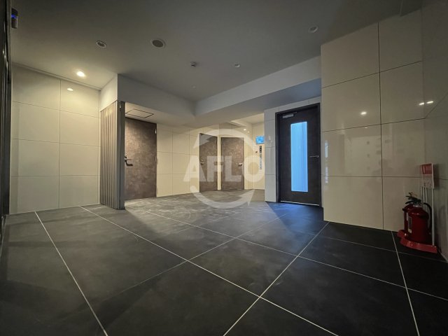 ロビー　プレサンスNEO九条ディアシス　ロビー