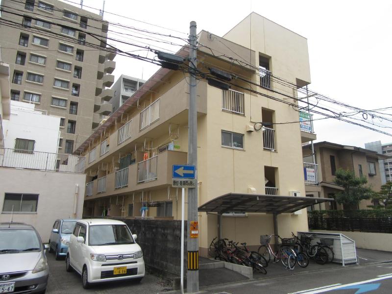 ルミエール橘の外観写真