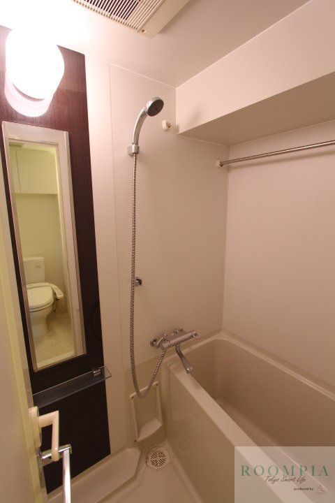 バス・シャワールーム　バス