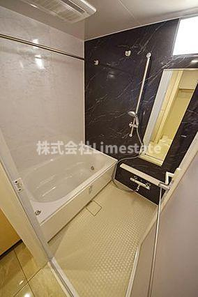 バス・シャワールーム　別部屋参考写真