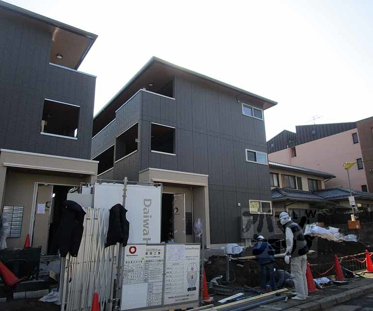 建物外観　建築中風景