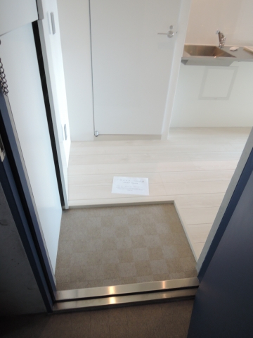 玄関　別号室参考写真