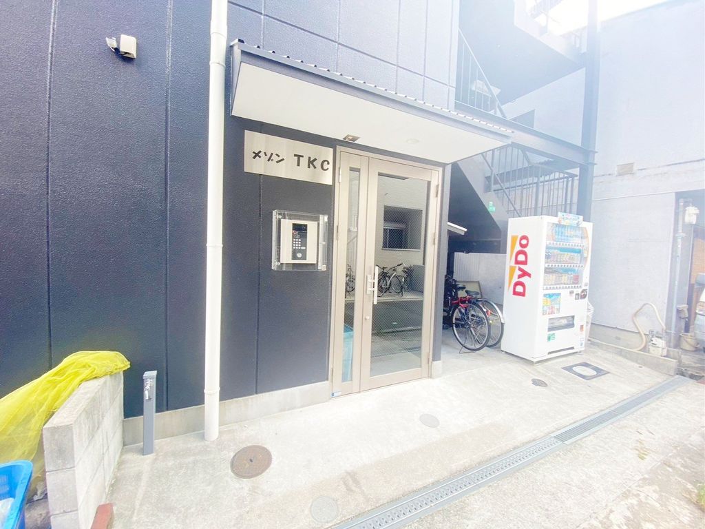 エントランス　エントランス