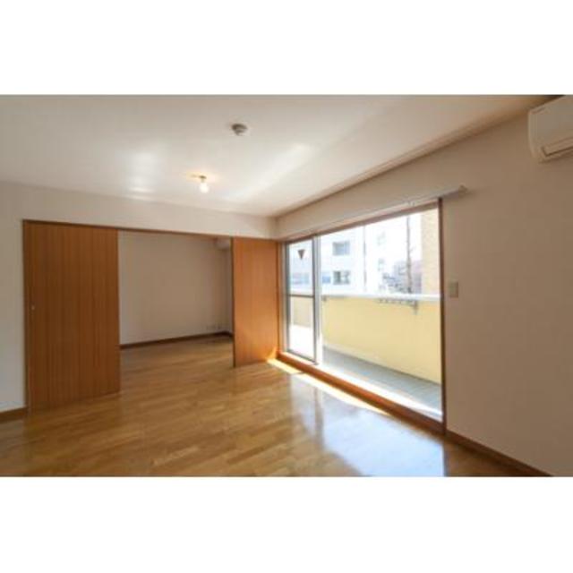 居室・リビング　※写真は同タイプ住戸です。