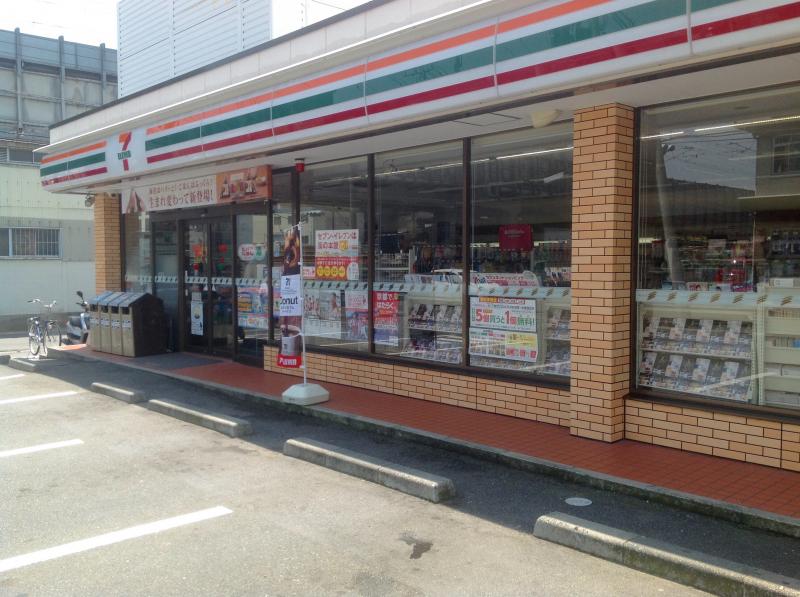 コンビニ　セブンイレブン 京都中久世4丁目店（コンビニ）まで221m