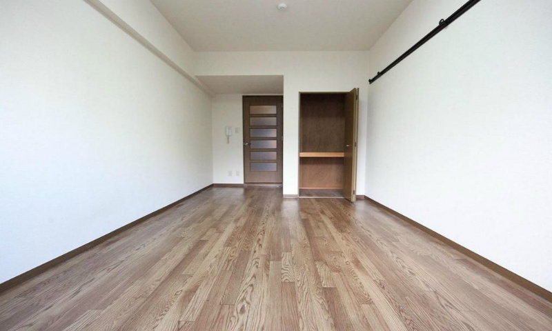 居室・リビング　洋室8帖　クローゼット　収納充実してます