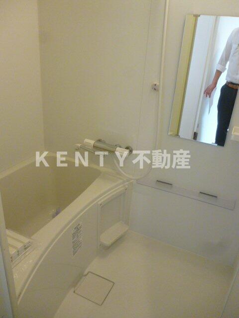 バス・シャワールーム　日々の疲れを癒すお風呂付です