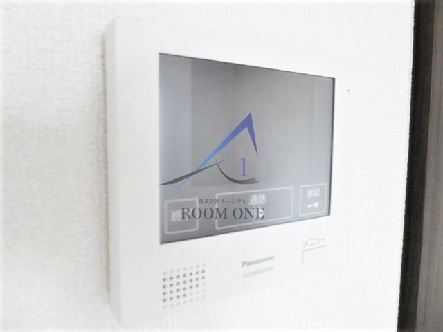 セキュリティ　モニター付きインターホンです。