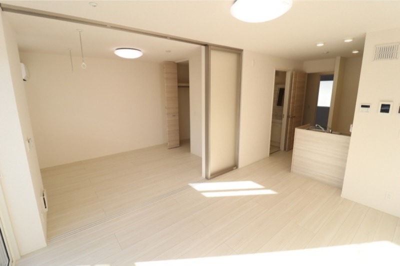 居室・リビング　図面と現状に相違がある場合には現状を優先