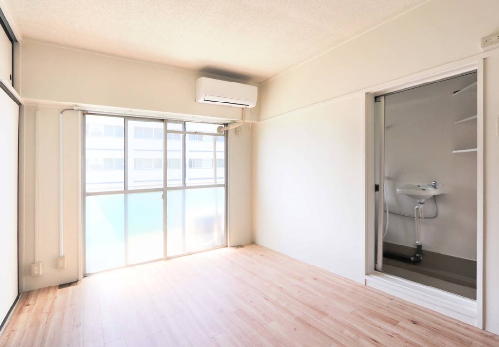 居室・リビング　同タイプ写真です