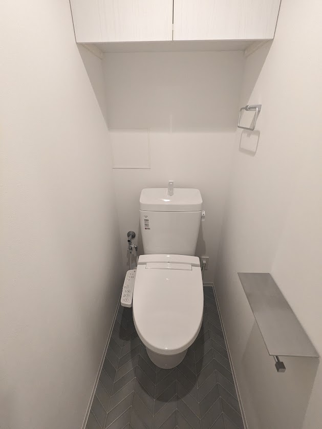 トイレ　シンプルで使いやすいトイレです