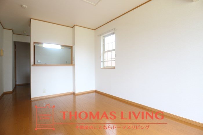 居室・リビング　人気のカウンターキッチンです。