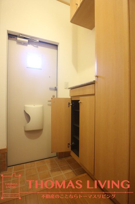 玄関　大容量のシューズボックス付きです。