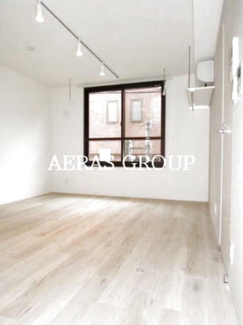 居室・リビング　居間