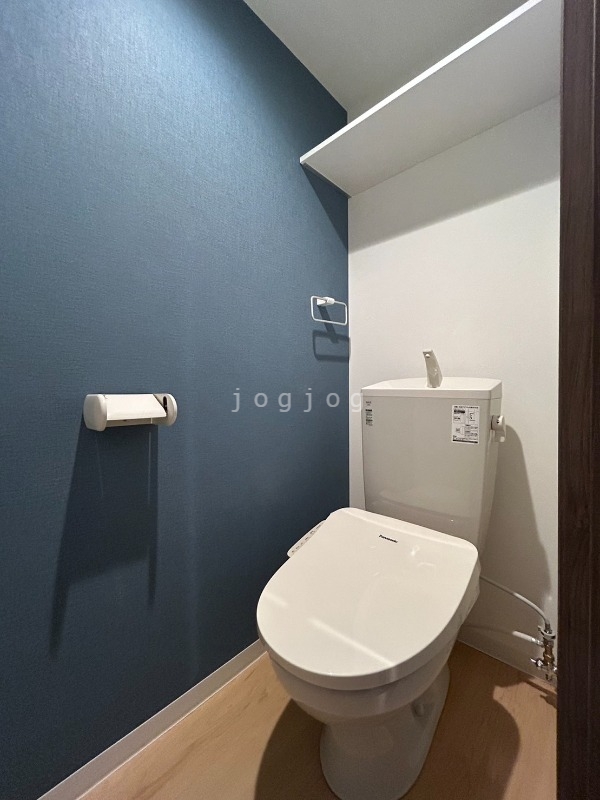 トイレ　温水洗浄便座を完備しています。