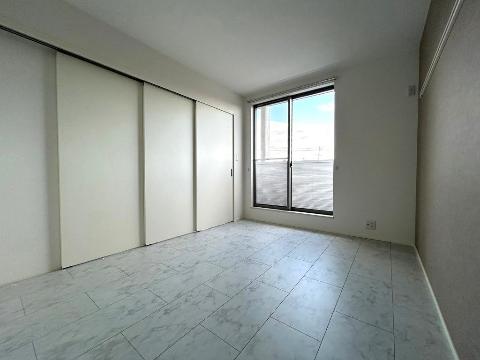 居室・リビング　室内