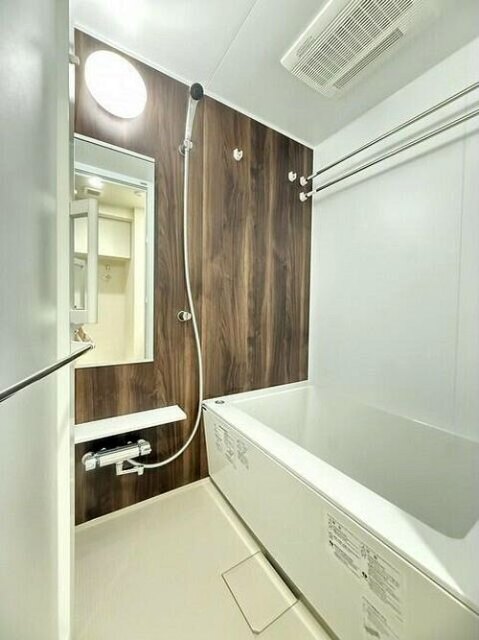 洗面設備　追焚機能付きです