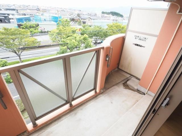 バルコニー　日当たり。風通し共に良好です