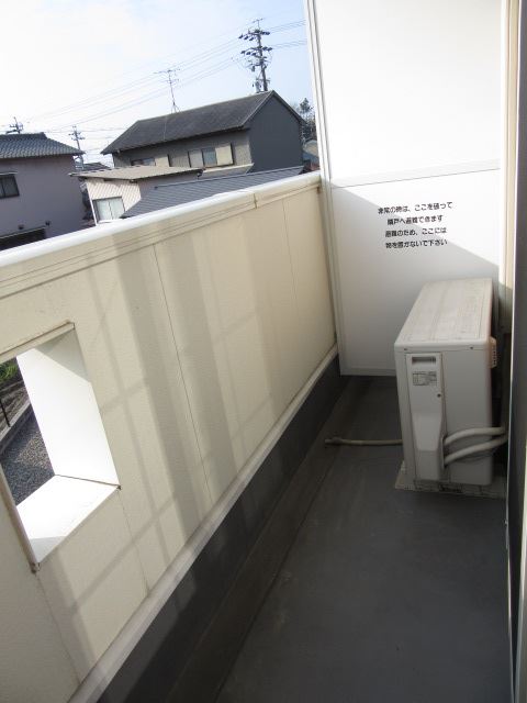 バルコニー　明るいベランダです。