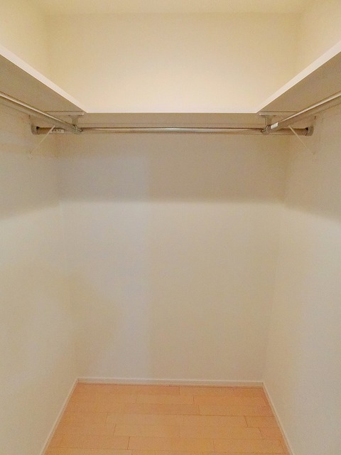 収納　★広々ウォークインクローゼット★