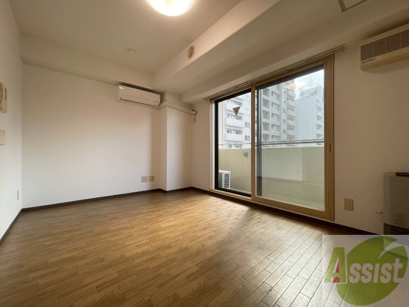 居室・リビング　広くてキレイなお部屋が広がっていて、充実した生活が送れそう。