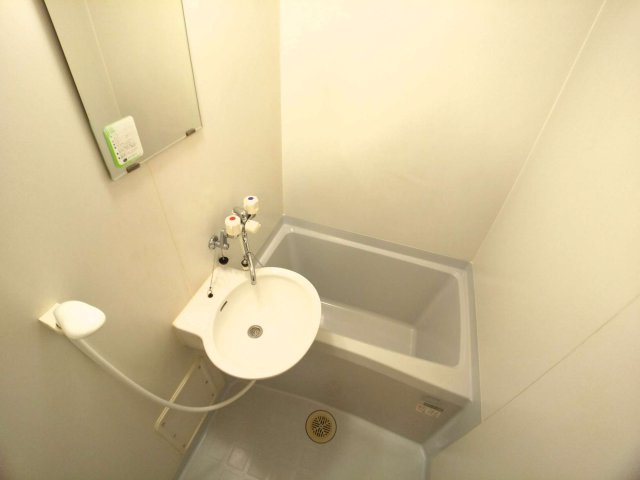 バス・シャワールーム　快適なバスルーム