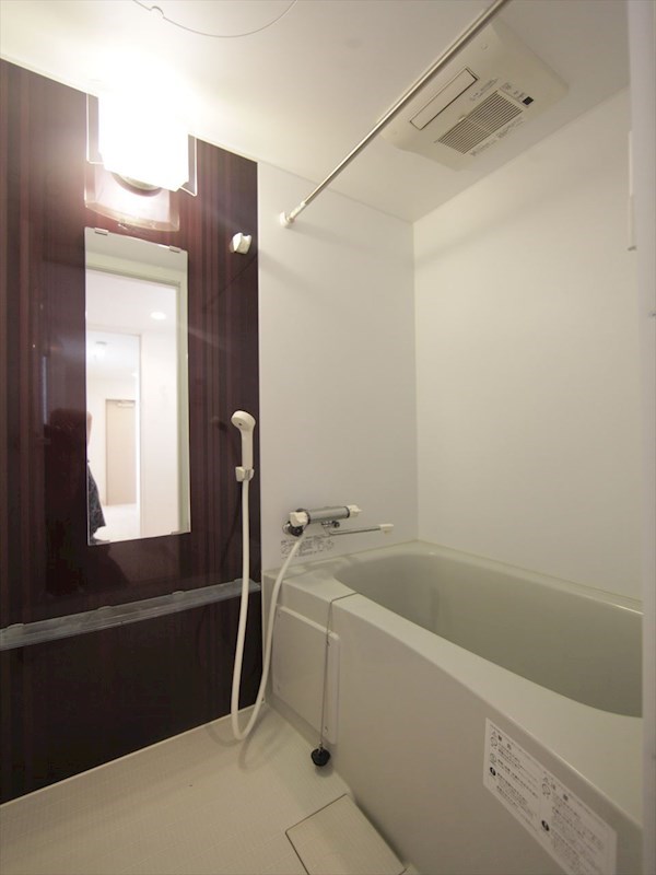 バス・シャワールーム　バスルーム　浴室暖房乾燥機付き
