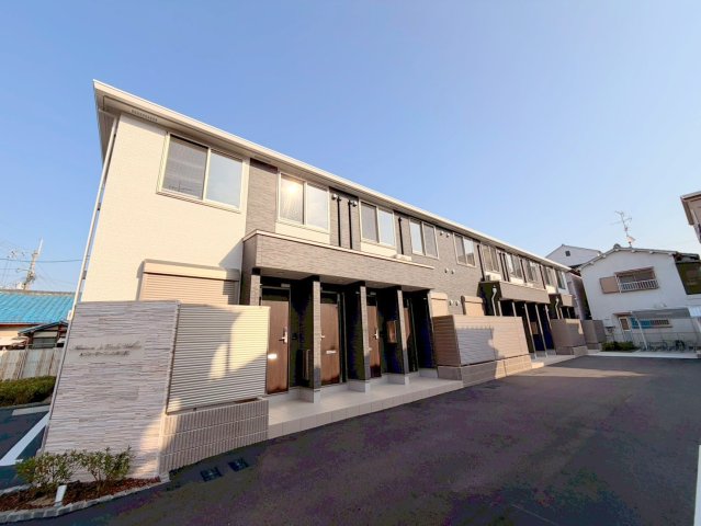 建物外観　綺麗な外観の素敵なお部屋があなたを待っています。