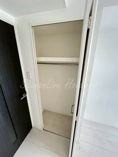 収納　モニタ付きインターホンで安心♪