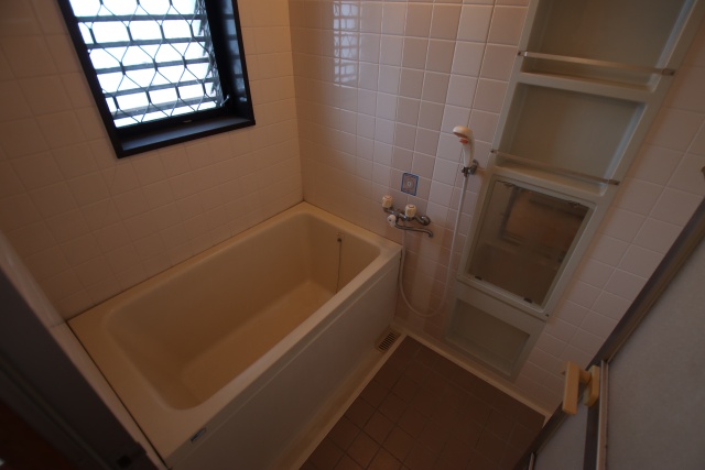 バス・シャワールーム　別室の参考写真です