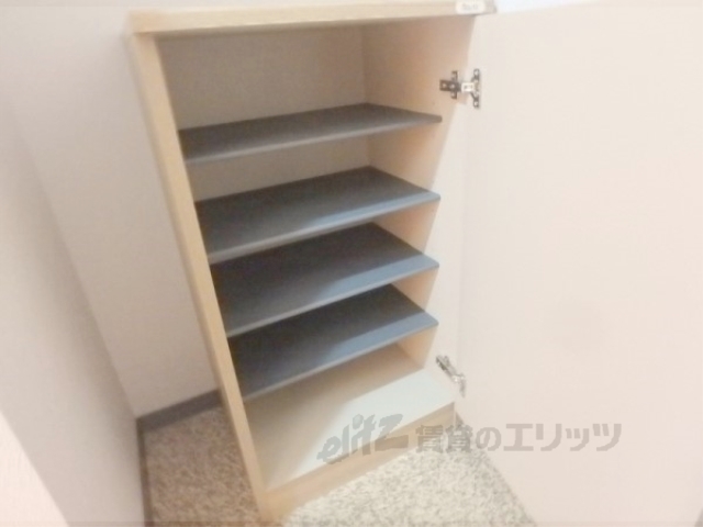 収納　下駄箱