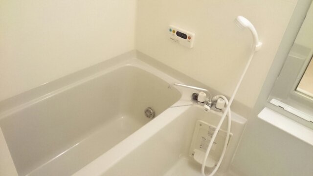 バス・シャワールーム　お風呂です