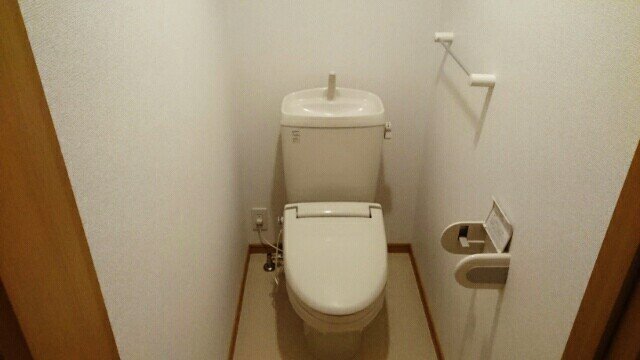 トイレ　トイレもきれいです