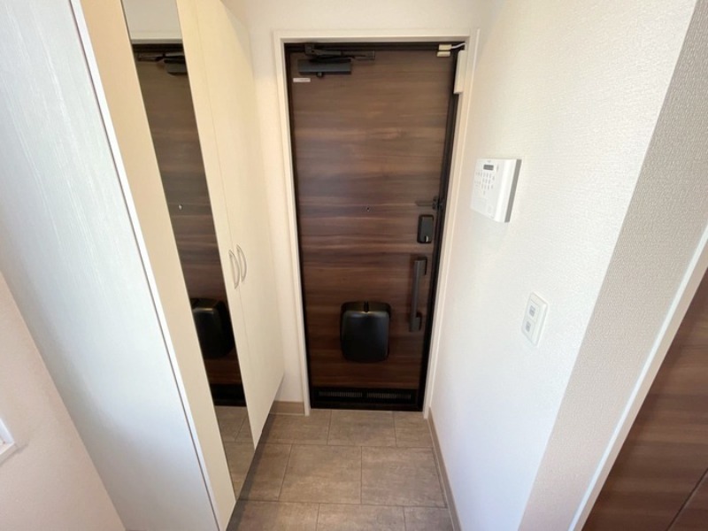 玄関　図面と現状に相違がある場合には現状を優先