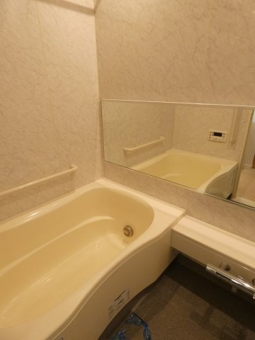 バス・シャワールーム　風呂