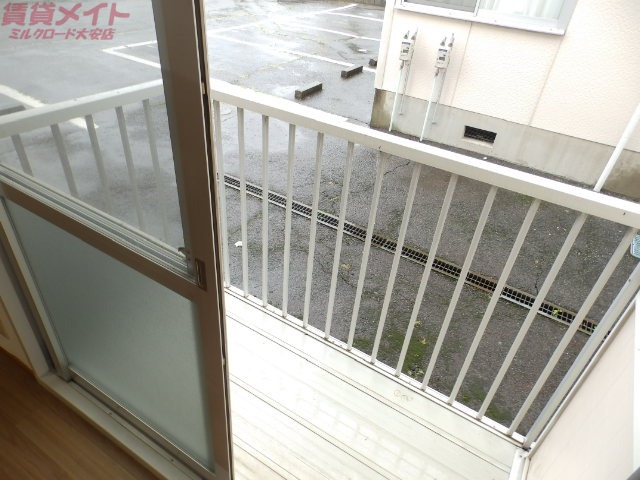 バルコニー　同型参考写真