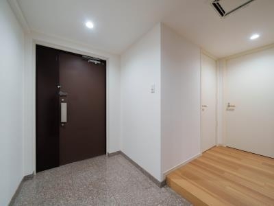 玄関　明るい玄関です