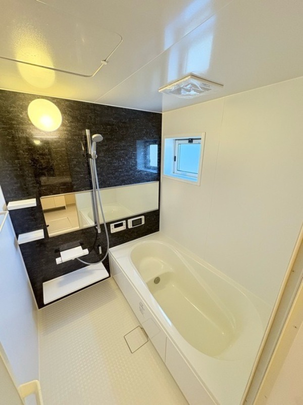 バス・シャワールーム　図面と現状に相違がある場合には現状を優先