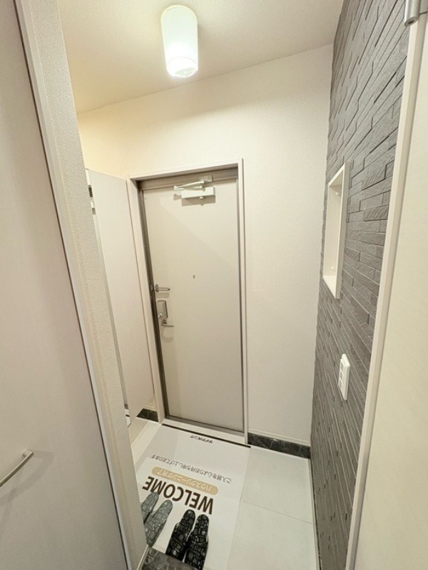 玄関　図面と現状に相違がある場合には現状を優先