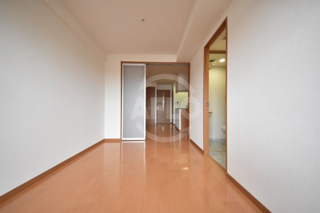 居室・リビング　リーガルあみだ池新町　洋室